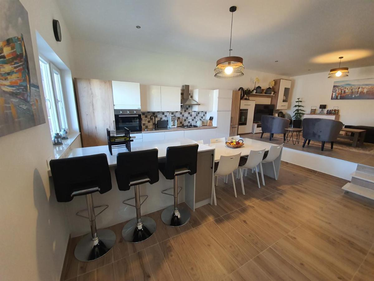 La Dolce Vita Apartment Posedarje Zewnętrze zdjęcie